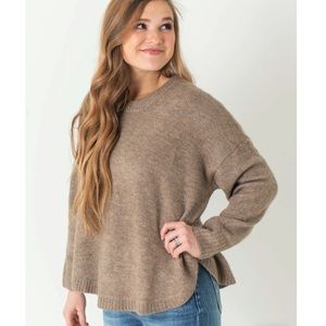 Dry goods wishlist trudy Pullover Shirttail Sweater taupe nwot size S/M